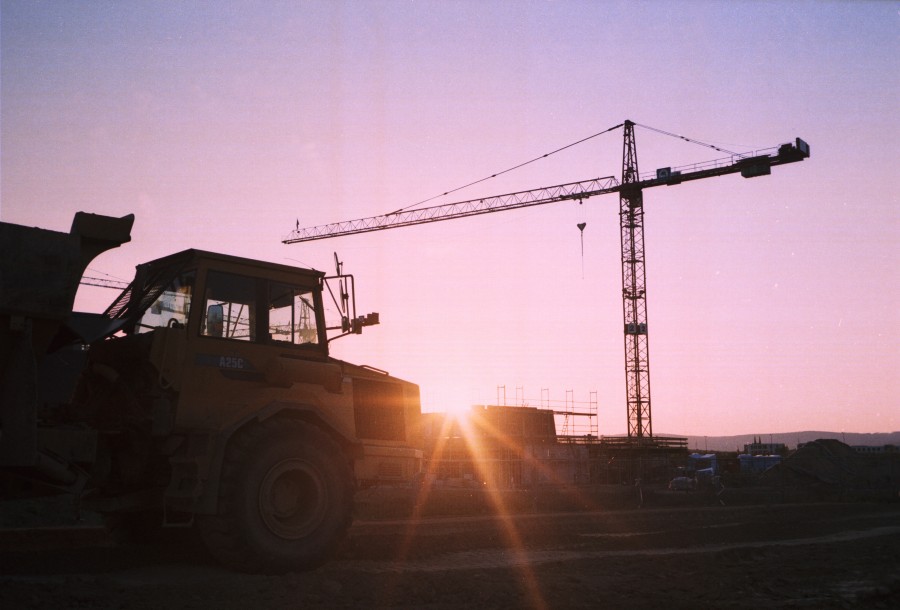 2008_04_400SE_C200_35_FH-Baustelle_Totale.jpg