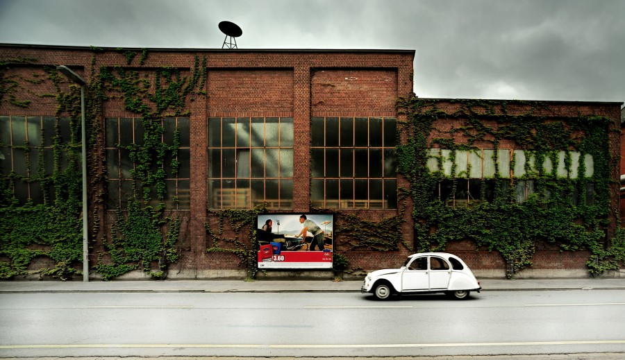 2009_045_05_Alte_Waggonfabrik_D7C_8592.jpg