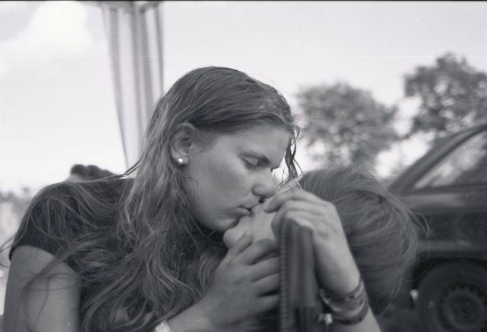 Wacken-Film1-04_Sonia_und_Julia.jpg